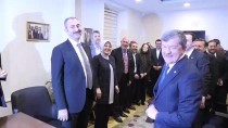 SALIH CORA - Adalet Bakanı Abdulhamit Gül'e Doğum Günü Sürprizi