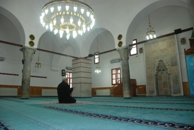 Anadolu'nun İlk Türk Camisi 929 Yıldır İbadete Açık