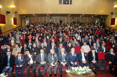 İstiklal Marşı'nın Kabulü Ve Mehmet Akif Ersoy'u Anma Günü Kilis'te Kutlandı
