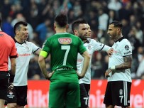RİCARDO QUARESMA - Medel'in Tokadı Şili'de Manşetlerde