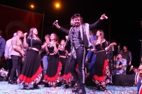 ADALET VE KALKıNMA PARTISI - Menemenliler Roman Konserinde Buluştu