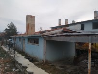 Daday'da Eski Devlet Hastanesinin Yıkımına Başlandı