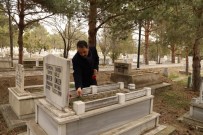 SEBAHATTİN KARAKELLE - Erzincan'da Deprem Şehitleri Dualarla Anıldı