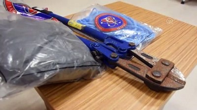 Hırsızlık Delili 'Hayvan Dışkısı Ve Kılı' Adli Emanette