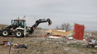Kapadokya'da Yıkılan Kaçak Yapı Sayısı 53'E Ulaştı