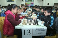 SATRANÇ FEDERASYONU - Okullararası Satranç Turnuvasına Büyük İlgi