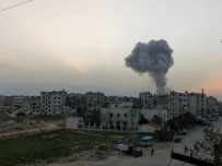 RUSYA HAVA KUVVETLERİ - Rus Uçakları İdlib'i Vurdu Açıklaması 5'İ Çocuk 10 Ölü