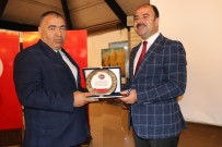 ÇALIŞAN GAZETECİLER - ŞUÇGAD'tan Başkan Çiftçi'ye Teşekkür Plaketi