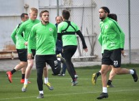 ALİ KARAKAYA - Atiker Konyaspor, Ç. Rizespor Hazırlıklarını Sürdürüyor