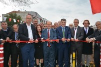 MESUT ÖZAKCAN - Efeler'de Aliya İzzetbegoviç Parkı Açıldı
