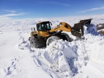 İran Sınırında Karla Mücadele Çalışması