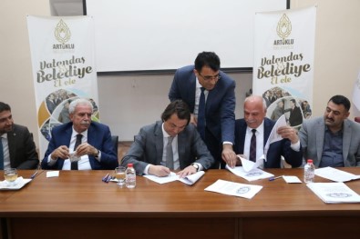 Artuklu Belediyesi'nde Toplu İş Sözleşmesi İmzalandı