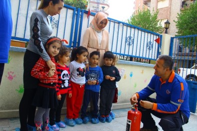 Aydın'da Miniklere, Deprem Ve Yangın Eğitimi