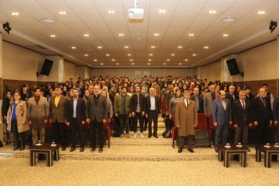 BEÜ'de 'Mehmet Akif Ve İstiklal Marşı' Konulu Konferansı
