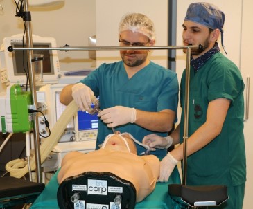 Rize'de Tıp Öğrencileri İçin Hastaneyi Ve Gerçek Hastayı Aratmayan Simülasyon Merkezi Kuruldu