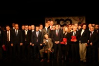 ONDOKUZ MAYıS ÜNIVERSITESI - Samsun Tabip Odasından Plaket Töreni