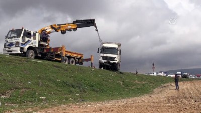 Şanlıurfa'da Trafik Kazası Açıklaması 5 Yaralı