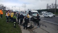 AHMET ÖZKAN - TEM'de Otoyolu Hadımköy Gişelerde Kaza Açıklaması 1 Ölü, 2 Yaralı