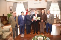 AHMET DENIZ - Yörük Ve Azerbaycan Derneklerinden Vali Deniz'e Ziyaret
