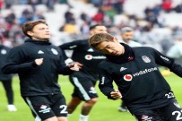 YILDIZ FUTBOLCU - Ljajic Ve Kagawa İlk Kez Birlikte