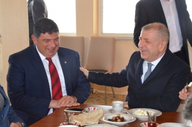 Parlak Seçim Çalışmalarını Sürdürüyor