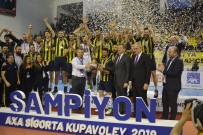 TÜRKIYE VOLEYBOL FEDERASYONU - Fenerbahçe Kupasını Aldı