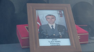 Gümüşhaneli Şehidin Cenazesi Uçakla Trabzon'a Getirildi
