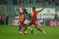 BURSASPOR - Ryan Donk'un Sözleşmesi Uzadı