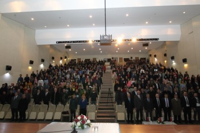 BEÜ'de 18 Mart Şehitleri Anma Günü Ve Çanakkale Zaferi'nin 104. Yıldönümü