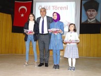 ŞEHİTLERİ ANMA GÜNÜ - Hisarcık'ta Başarılı Öğrencilere Ödül