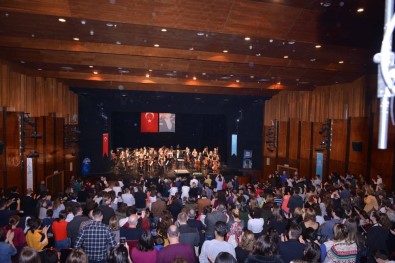 İstanbul Devlet Senfoni Orkestrası'na Kocaeli'de Yoğun İlgi