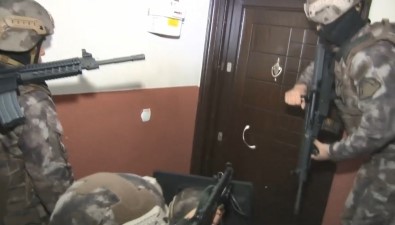 Kocaeli'deki Şafak Operasyonu Polis Kamerasına Yansıdı