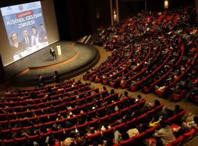 Ünlü Spikerden GAÜN'e Övgü