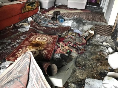 Yüksekova'da Ev Yangını