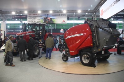 AGCO, Yeni Balya Makinesi Ve Ödüllü Traktör Serisiyle Konya Tarım Fuarı'nda