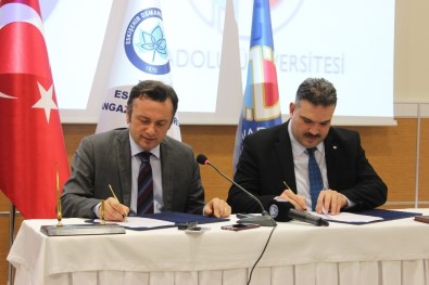 Anadolu Üniversitesi İle Osmangazi Üniversitesi Arasında İş Birliği Protokolü