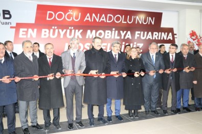 Bakan Pekcan Van Mobilya Fuarı'nın Açılışını Gerçekleştirdi