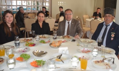 Kaymakam Türköz, Şehit Yakınları Ve Gazilerle Bir Araya Geldi