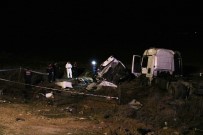 Kırşehir-Kırıkkale Yolunda Feci Kaza Açıklaması 3 Ölü, 2 Yaralı