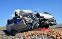 Minibüsle Kamyon Çarpıştı Açıklaması 2 Ağır Yaralı