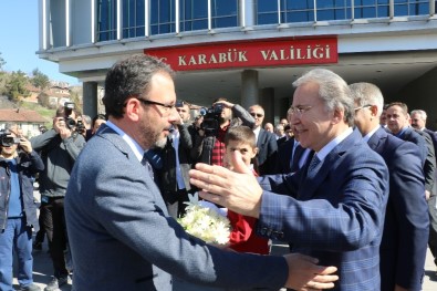 Spor Bakanı Kasapoğlu Açıklaması 'Cumhurbaşkanımızı 1994'Ten Beri Engellemeye Hatta Öldürmeye Teşebbüs Ettiler'