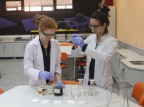 PARTIKÜL - Aldıkları 1'İncilik İle Tıp Sektörüne Katkı Sağlayacaklar