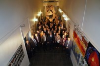 NECDET BUDAK - Başarılı Akademisyenlere Rektör Budak'tan Teşekkür Belgesi