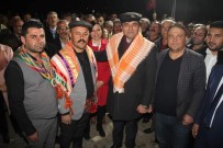 ÜLKÜ OCAKLARı - Başkan Selçuk'a Sığırtmaçlı'da Yoğun İlgi