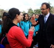 KREDI VE YURTLAR KURUMU - Gençlik Ve Spor Bakanı Kasapoğlu Açıklaması 'Çocuklarımızı3 Yaşından İtibaren Spora Başlatacağız'