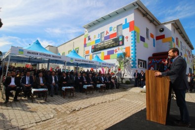Balıkesir'in İlk Millet Kütüphanesi Sındırgı'da Açıldı