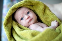 KAYINVALİDE - Bebek Bakımında Geleneksel Hatalara Dikkat