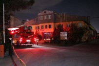 Sancaktepe'de Korkutan Depo Yangını