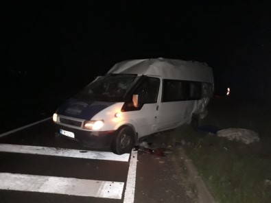 Şanlıurfa'da Trafik Kazası Açıklaması 8 Yaralı