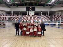 AĞRı MERKEZ - Van Özel Çınar Koleji Voleybol Takımı, Türkiye Finaline Yükseldi